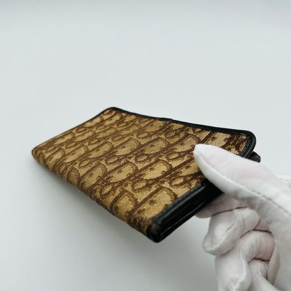 Dior Vintage Clasp Wallet - Picture 4 of 10